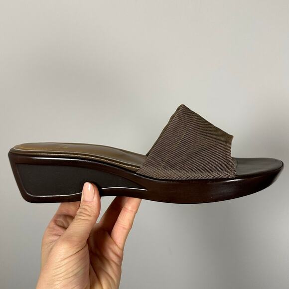 Stuart Weitzman Tan Slip On Wedge Sandals Women's 9 - Picture 6 of 9